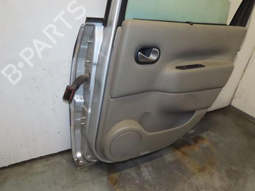 Used Right rear door RENAULT SCÉNIC II (JM0/1_) 1.9 dCi (125 hp) 31077144