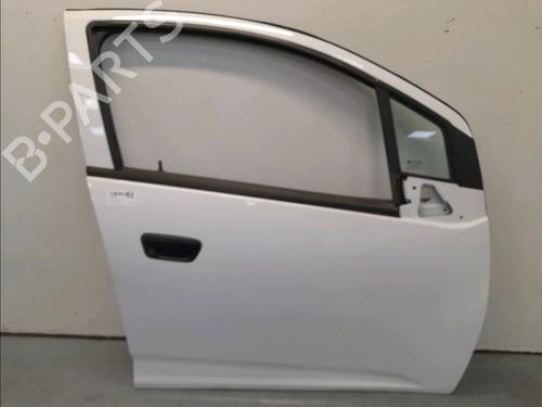Used Right front door CHEVROLET SPARK (M300) 1.0 (68 hp) 15545990