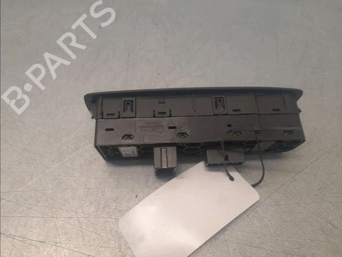 Used Left front window switch RENAULT SCÉNIC IV (J9_) 1.7 Blue dCi 120 (J9A7, J9A8) (120 hp) 29985863