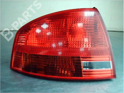 Used Left taillight AUDI A4 B7 (8EC) 1.9 TDI (116 hp) 10151326