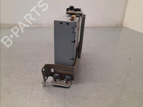 Sistema audio RENAULT CAPTUR I (J5_, H5_) 0.9 TCe 90 (90 hp) 30691756