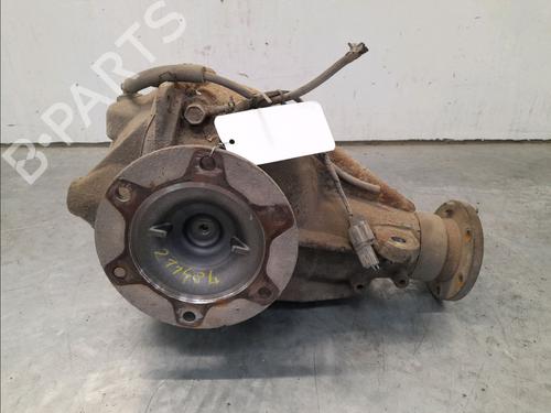 Rear differential MITSUBISHI PAJERO III (V7_W, V6_W) 3.2 Di-D (V68W) (160 hp) 15902653