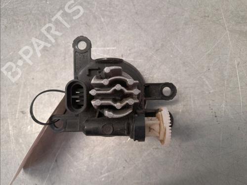 Used Left front fog light Left front fog light OPEL CORSA F (P2JO) 1.5 (68) (102 hp) 33249555 33249555