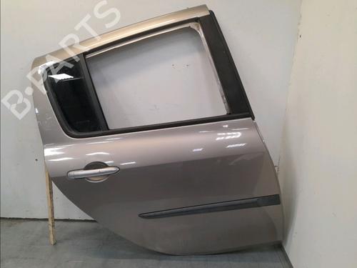 Used Right rear door RENAULT CLIO III (BR0/1, CR0/1) 1.5 dCi (C/BR0G, C/BR1G) (68 hp) 13030572