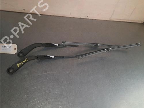 Front windshield wiper arm BMW 1 (F20) 116 d | BP14858100C143