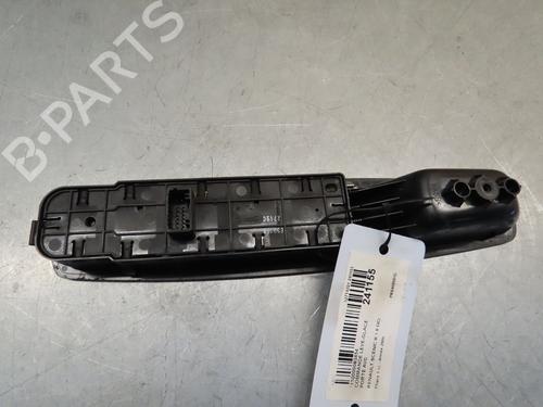 Used Left front window switch Left front window switch RENAULT SCÉNIC III (JZ0/1_) 1.9 dCi (JZ0J, JZ1J, JZ1K, JZ1S) (131 hp) 24944767 24944767