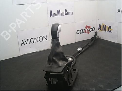 Used Gear lever PEUGEOT 208 I (CA_, CC_) 1.2 VTi 68 / PureTech 68 (68 hp) 9403882