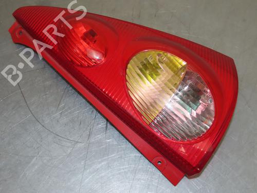 Right taillight PEUGEOT 107 (PM_, PN_) 1.0 | BP16647897C35 
