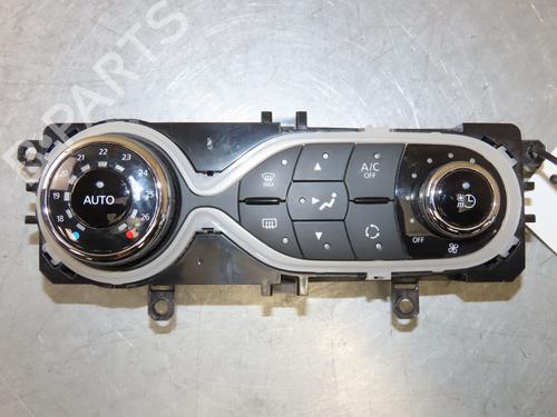 Climate control RENAULT ZOE (BFM_) ZOE | BP29872252I5