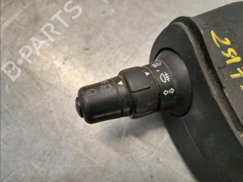headlight-switch-renault-clio-iii-br01-cr01-2005-2006-2007-2008-2009-2010-2011-2012-2013-2014-32333103 main image