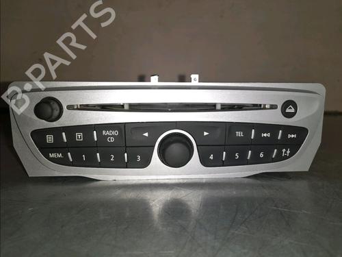 Radio RENAULT MEGANE III Hatchback (BZ0/1_, B3_) 1.9 dCi (BZ0N, BZ0J) | BP13030506E6 
