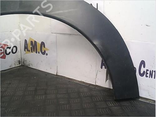 Rear left wheel arch trim CITROËN C4 CACTUS 1.2 THP 110 | BP9407224C136