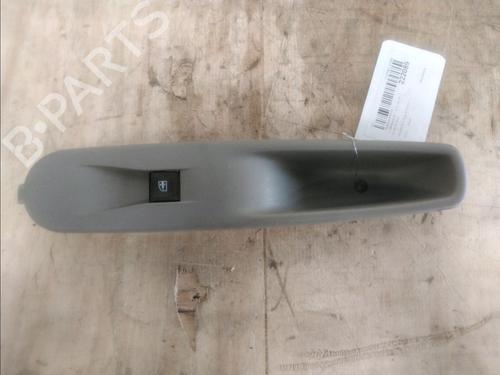 switch-renault-zoe-bfm_-zoe-254218614r-2012-13356866 main image