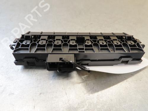 Used Warning switch RENAULT CLIO V (B7_) 1.0 TCe 100 (B7MT) (101 hp) 25249651