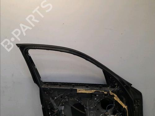 Used Left front door BMW 1 (E87) 130 i (265 hp) 12431455