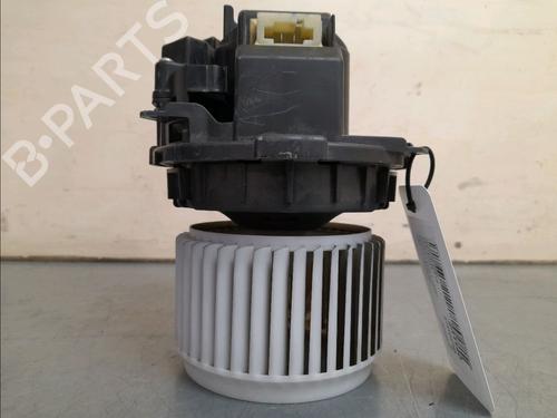 Used Heater blower motor RENAULT CLIO V (B7_) 1.5 Blue dCi 85 (B7AG) (86 hp) 15491843