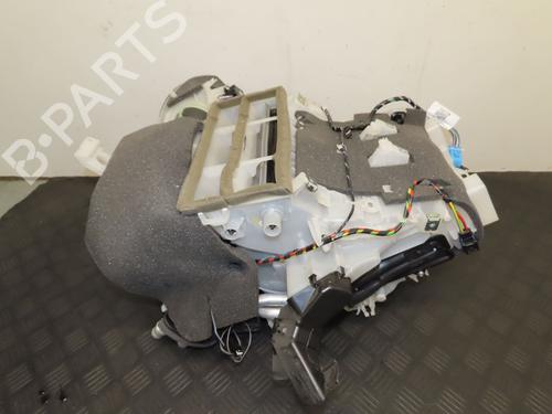 Used Heater matrix box CITROËN C3 III (SX) 1.2 PureTech 82 (83 hp) 26046282