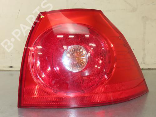 Right taillight VW GOLF V (1K1) 1.9 TDI | BP26226696C35 