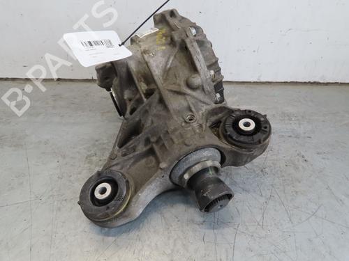 Used Rear differential LAND ROVER RANGE ROVER IV (L405) 4.4 SDV8 4x4 (340 hp) 17909725