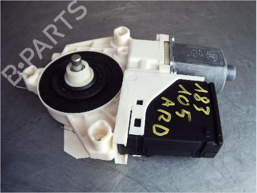 rudehejsemekanisme-hjre-bagtil-renault-megane-iii-hatchback-bz01_-b3_-15-dci-bz09-bz0d-bz1w-bz29-bz14-827200003r-2008-10906862 main image