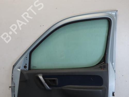 Used Right front door Right front door 18779468 18779468
