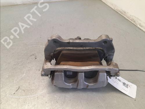 Used Right front brake caliper Right front brake caliper PEUGEOT 5008 III (KA_, KB_, KC_) e-210 (213 hp) 33477437 33477437