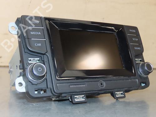 Used Radio VW POLO V (6R1, 6C1) 1.4 TDI (75 hp) 28966739