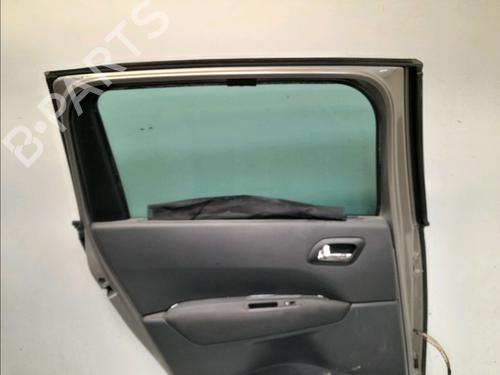 Used Left rear door PEUGEOT 5008 (0U_, 0E_) 1.6 HDi (114 hp) 15671738