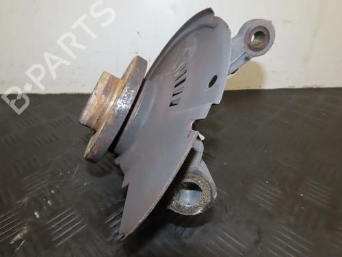 Left front steering knuckle RENAULT CLIO V (B7_) 1.0 TCe 100 (B7MT) | BP28828558M25