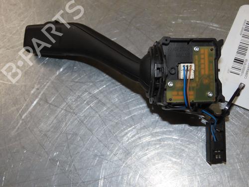 Used Steering column stalk VW GOLF VI (5K1) 2.0 TDI (110 hp) 17656547