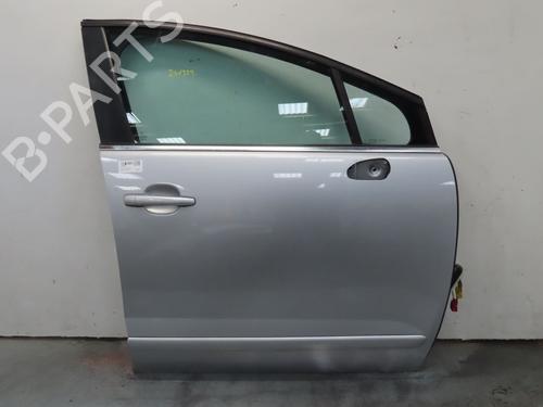 Used Right front door PEUGEOT 5008 (0U_, 0E_) 1.6 HDi (112 hp) 24420132