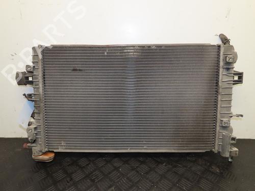 water-radiator-opel-astra-h-twintop-a04-18-l67-13145211-2005-2006-2007-2008-2009-2010-22366115 main image