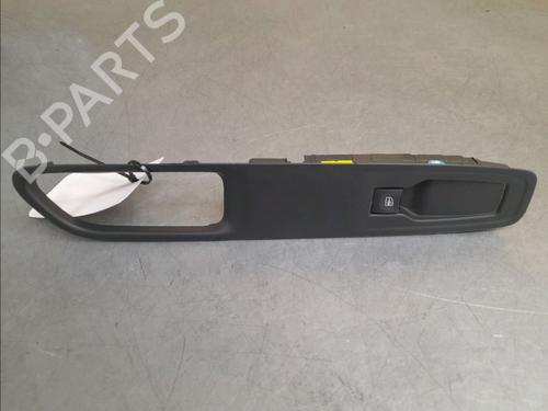 Interruttore RENAULT CAPTUR I (J5_, H5_) 1.2 TCe 120 (118 hp) 15051657