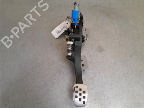 Used Clutch pedal Clutch pedal RENAULT MEGANE III Coupe (DZ0/1_) 2.0 TCe (DZ1N) (250 hp) 14944786 14944786