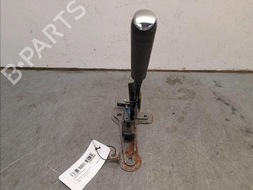 Used Hand brake PEUGEOT 208 I (CA_, CC_) 1.6 HDi (92 hp) 15273282