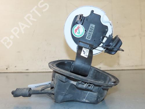 Used Fuel flap PEUGEOT 308 II (LB_, LP_, LW_, LH_, L3_) 1.2 THP 110 (110 hp) 29150131