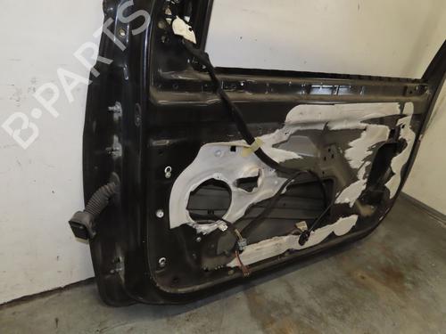 Used Right front door RENAULT CLIO III (BR0/1, CR0/1) 1.5 dCi (BR17, CR17) (86 hp) 29645013