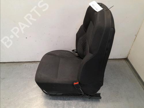 Used Right front seat RENAULT CLIO V (B7_) 1.5 Blue dCi 85 (B7AG) (86 hp) 15377905