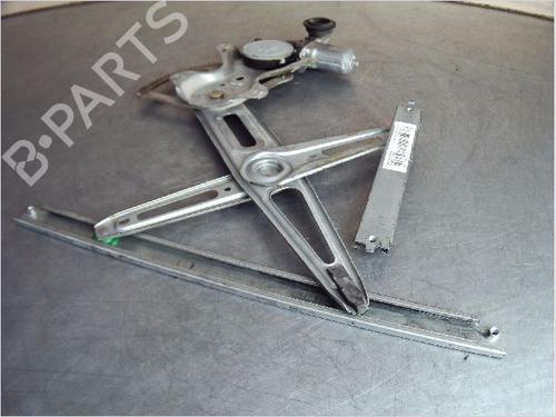 Used Front right window mechanism Front right window mechanism TOYOTA YARIS (_P9_) 1.4 D-4D (NLP90_, NLP90R) (90 hp) 10690793 10690793