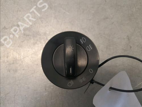 Used Headlight switch VW TOURAN (1T3) 1.6 TDI (105 hp) 29985793