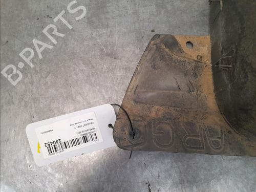 Used Wheel arch PEUGEOT 208 I (CA_, CC_) 1.2 PureTech 82 (82 hp) 28120597