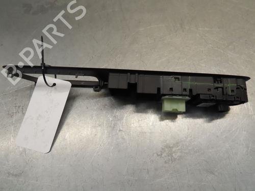 Left front window switch RENAULT CLIO IV (BH_) 0.9 TCe 90 (BHNF, BHMA, BHMH, BHJK, BHJR) | BP25777687I27 