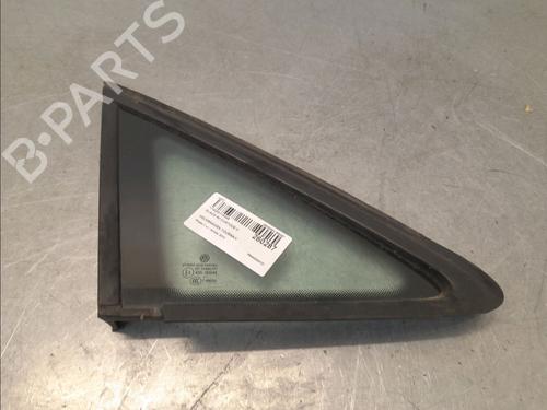 front-right-quarter-glass-vw-touran-1t3-2010-2011-2012-2013-2014-2015-2016-33680685 main image