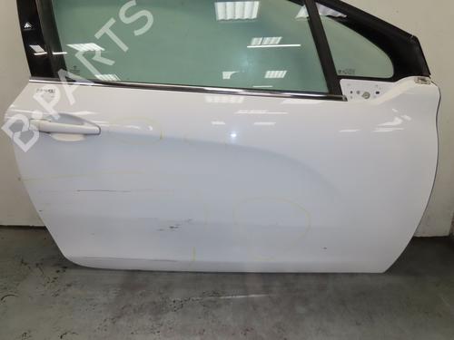 Right front door PEUGEOT 208 I (CA_, CC_) 1.2 THP 110 | BP26015038C3