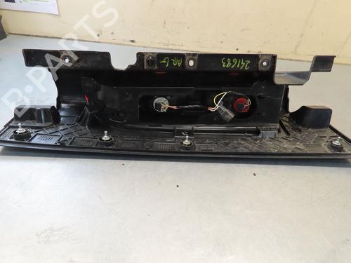 Used Left taillight NISSAN NV300 Van (X82) 1.6 dci 125 (125 hp) 24831642