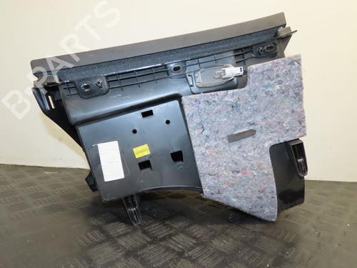 Used Glove box Glove box MERCEDES-BENZ A-CLASS (W176) A 180 (176.042) (122 hp) 36344703 36344703