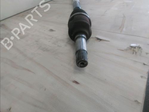 Used Right front driveshaft CITROËN C3 II (SC_) 1.1 i (60 hp) 13242846
