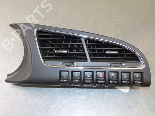 warning-switch-peugeot-3008-i-mpv-0u_-16-hdi-96656490zd-2009-2010-2011-2012-2013-2014-2015-2016-2017-22366474 main image