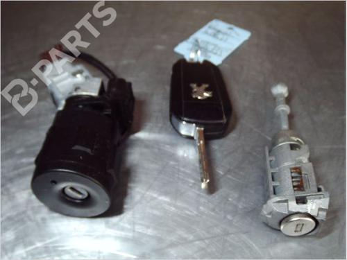 Used Ignition barrel PEUGEOT 308 II (LB_, LP_, LW_, LH_, L3_) 1.6 HDi (92 hp) 10284090