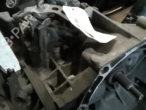 Used Gearbox CITROËN C4 I (LC_) 2.0 HDi (136 hp) 23158008